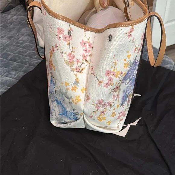 Ralph Lauren Cream and Tan Tote Bag with Floral Design - Picture 6 of 8